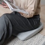 เบาะรองหลัง LIV Rabbit Ergo Back Cushion - Image 5